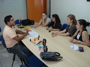 Unidade Santana recebe visita de alunas da FMU - SUPERA - Ginástica para o Cérebro