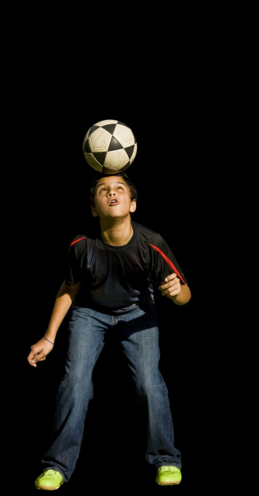 Por que o futebol pode causar danos ao cérebro
