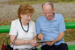 Os benefícios do uso da tecnologia em idosos - SUPERA - Ginástica para o Cérebro