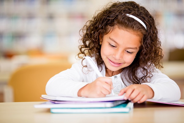 Volta às aulas: 3 dicas para ajudar seu filho a recuperar o interesse pela escola - SUPERA - Ginástica para o Cérebro